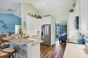 15736 Lakeland Circle