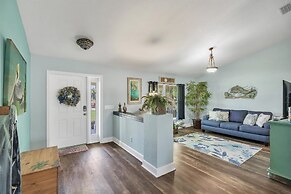 15736 Lakeland Circle