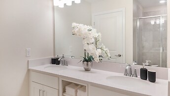 3180 Paradox Circle Unit 303