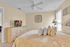 1466 Myrtlewood Street