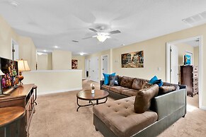 1466 Myrtlewood Street