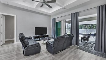 22089 Deborah Avenue