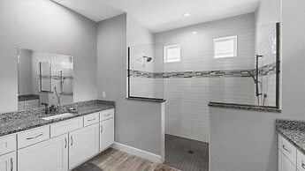 22089 Deborah Avenue