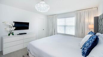 8976 Amelia Downs Trail