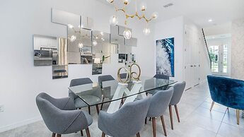 8976 Amelia Downs Trail