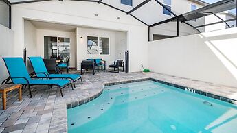 8976 Amelia Downs Trail