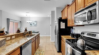 3081 Beach Palm Avenue