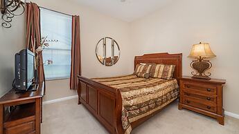 8008 King Palm Circle