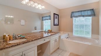 8008 King Palm Circle