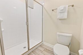 1411 Rolling Fairway Drive