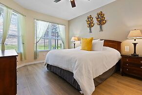 2638 Dinville Street