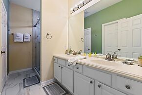 2638 Dinville Street