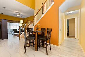 2638 Dinville Street