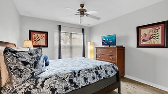 8975 Majesty Palm Road