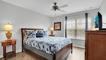 8975 Majesty Palm Road