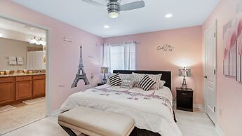 8949 Candy Palm Road