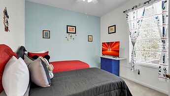 2302 Butterfly Palm way Unit 203