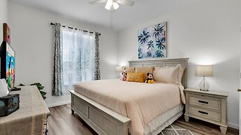 2302 Butterfly Palm way Unit 203