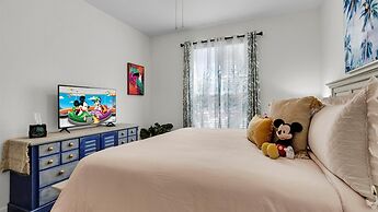 2302 Butterfly Palm way Unit 203