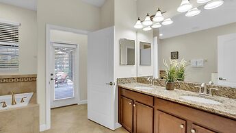 1434 Rolling Fairway dr