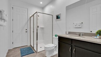 8960 Hilton Ridge Avenue