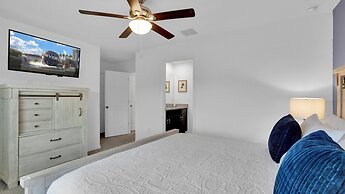 8960 Hilton Ridge Avenue