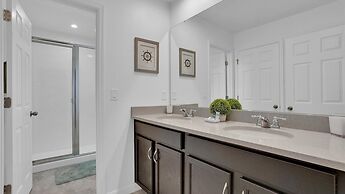 8960 Hilton Ridge Avenue