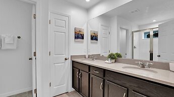 8960 Hilton Ridge Avenue