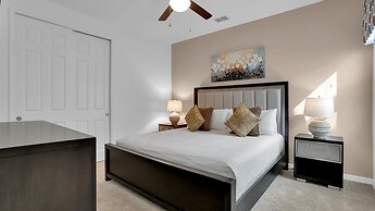 8960 Hilton Ridge Avenue