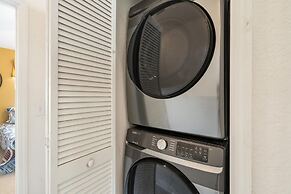 7678 Otterspool Street