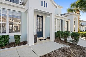 7678 Otterspool Street