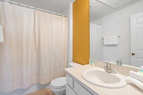 7678 Otterspool Street