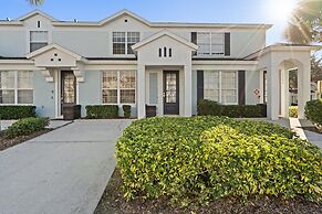 7678 Otterspool Street