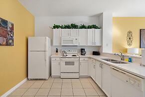 7678 Otterspool Street