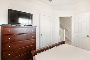 7678 Otterspool Street