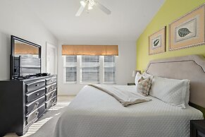 7678 Otterspool Street