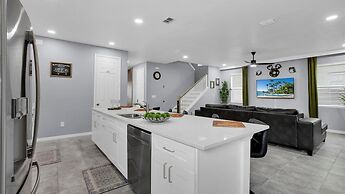 8949 Amelia Downs Trail