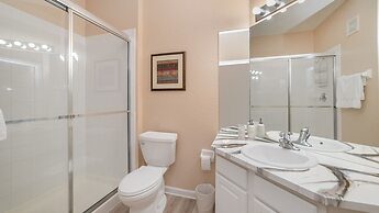 2821 Almaton Loop Unit 204