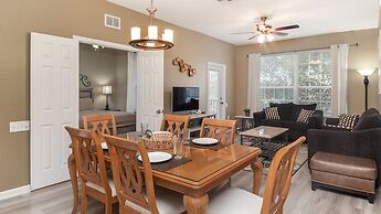 2821 Almaton Loop Unit 204