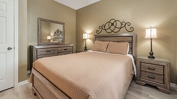 2821 Almaton Loop Unit 204