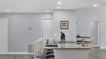 5638 Colonial Oaks Blvd