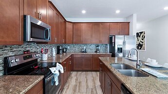 4720 Sleepy Hollow Drive