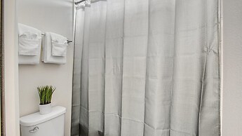 1749 Caribbean View Terrace