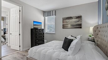 1749 Caribbean View Terrace