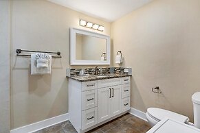 2301 West Marion Avenue