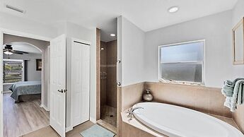 14400 Fort Myers Avenue