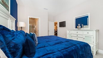 5160 Oakbourne Avenue