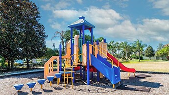 8946 Cuban Palm Road