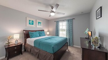 8946 Cuban Palm Road