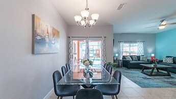 8946 Cuban Palm Road